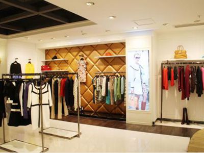 選購(gòu)服裝進(jìn)銷存管理軟件注意事項(xiàng)