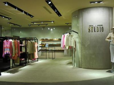 哪個連鎖服裝店進銷存軟件管理服裝庫存好用些