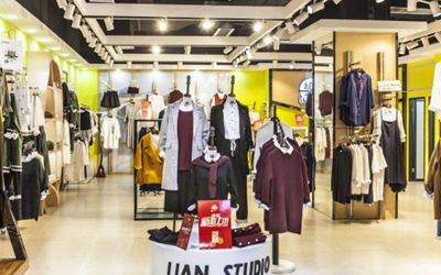 服裝店如何用零售管理軟件提高散客的回頭率？