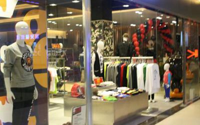 一般新開業(yè)服裝店選擇什么服裝管理系統(tǒng)滿足收銀記賬