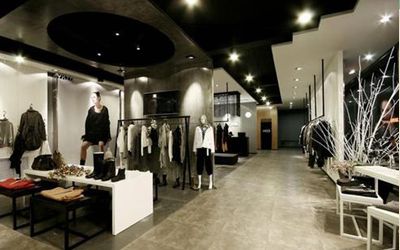 支持免費體驗的服裝進銷存軟件哪個好