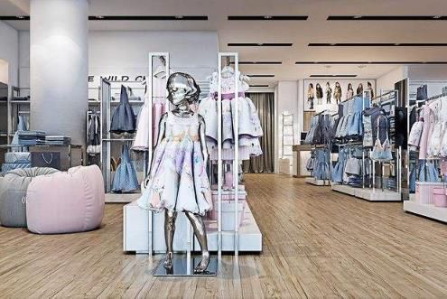 服裝行業(yè)進(jìn)銷存軟件管理商品